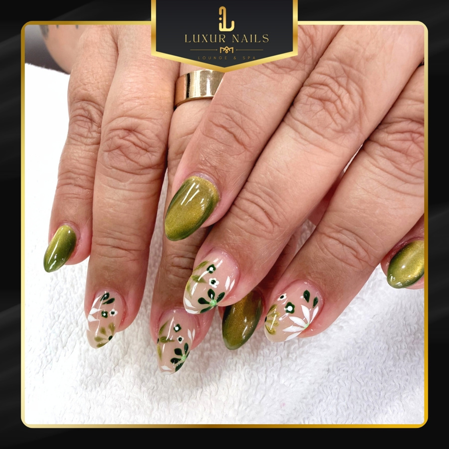 Luxur Nails Lounge & Spa